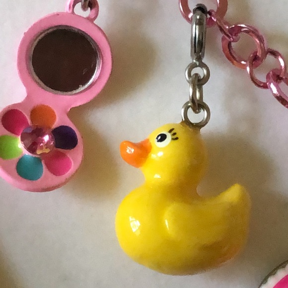 Looking for Amy!!! NIB superb quality necklace with detailed charms & name Amy - Picture 3 of 9